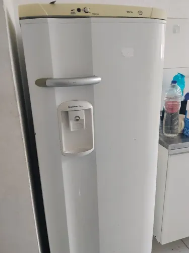 Geladeira Eletrolux uma porta