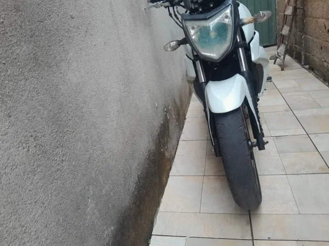 Vendo moto Dafra