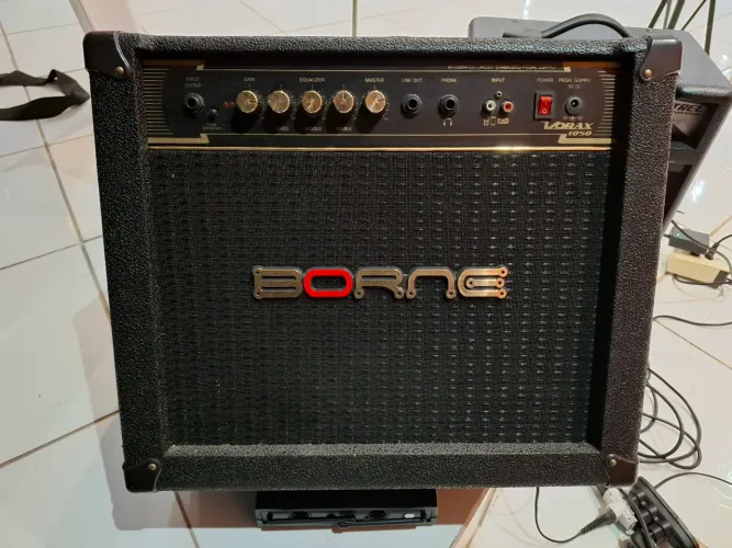 Amplificador Borne Vorax 1050 50W