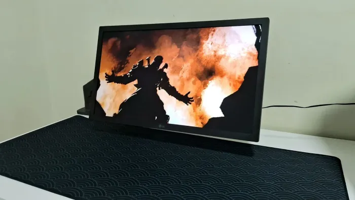 MONITOR + BRAÇO ARTICULADO