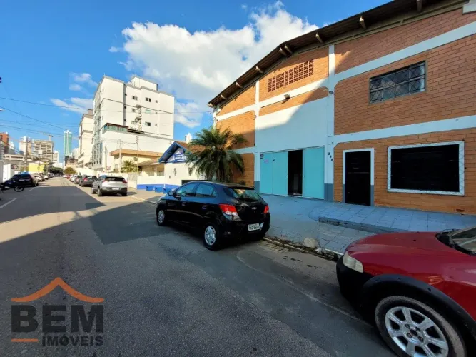 Galpão para aluguel em Balneário Camboriú
