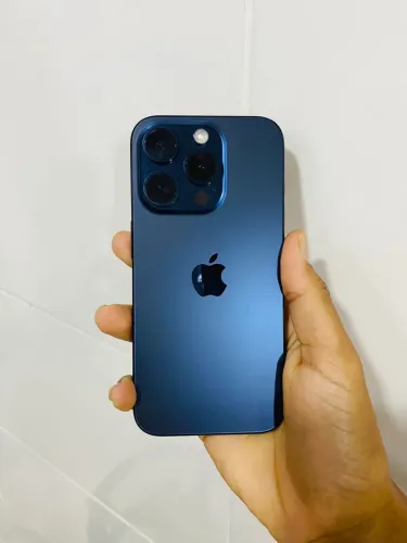 iPhone 15 pro 512GB