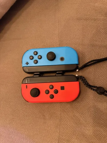 Joy Con
