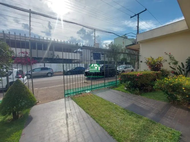 Casa Comercial e Residencial para Locação Centro, Anápolis/GO Excelente oportunidade para