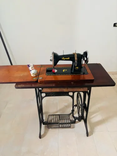 Relíquia de máquina de costura