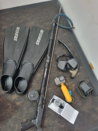Pesca sub equipamentos