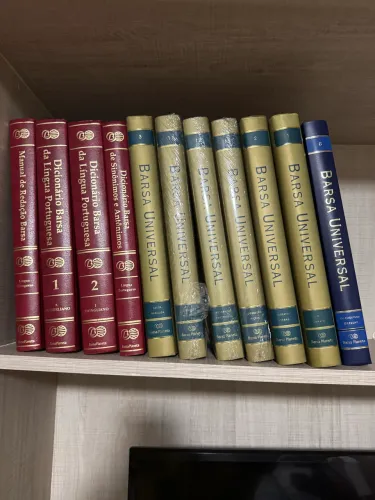 Livros da Barsa Universal