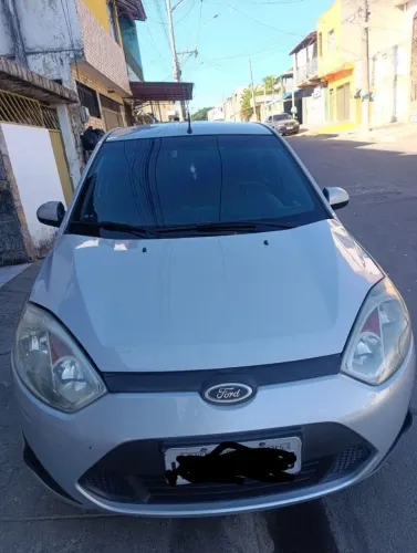 Ford Fiesta Sedan SE 1.0 8V Flex 4P 2014