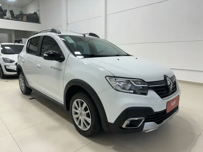 Renault Stepway Zen Flex 1.0 12V Mec. 2025