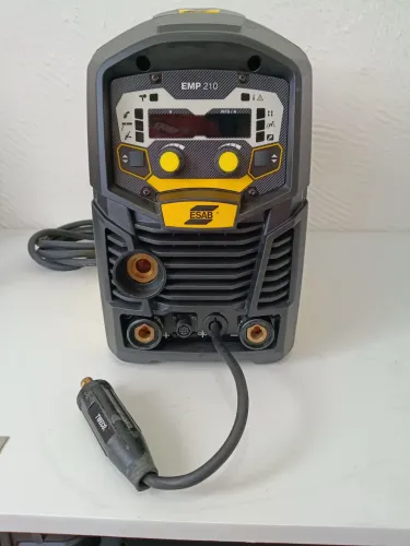 Máquina de solda ESAB EMP 210 Tecnologia Inversora Multiprocesso
