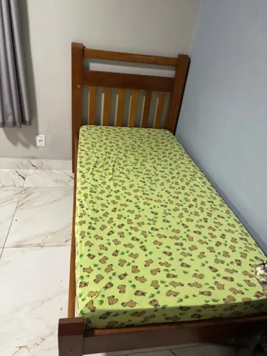 Cama solteiro madeira