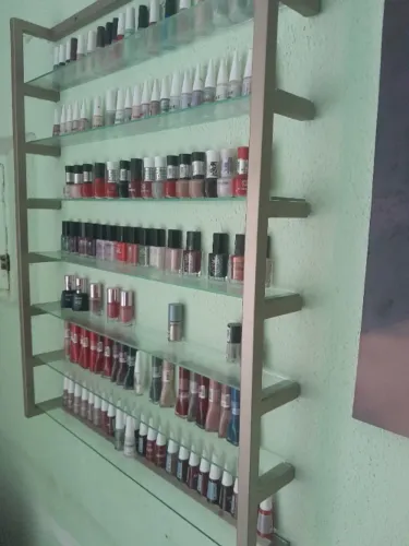 Vaga para manicure  com experiência que saiba depilar e faça unha em gel