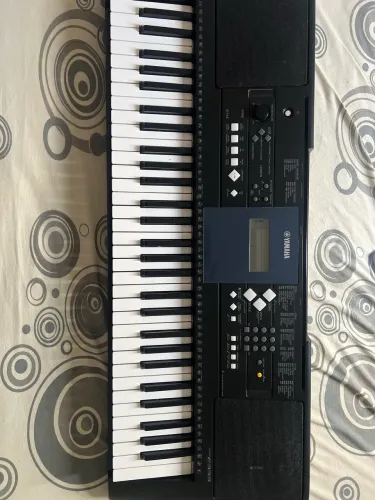 Teclado yamaha