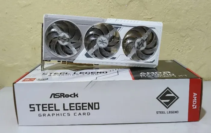 Placa de Vídeo ASRock RX 9060 XT Steel Legend 16GB
