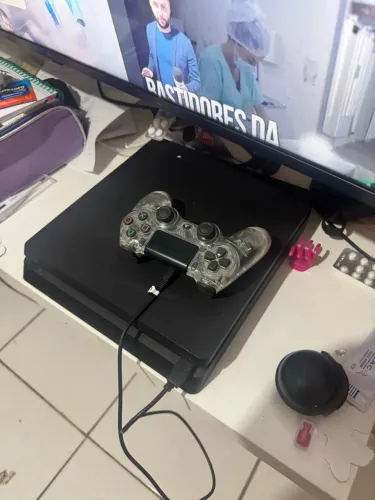 PS4 slim