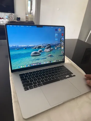 MacBook Air M2