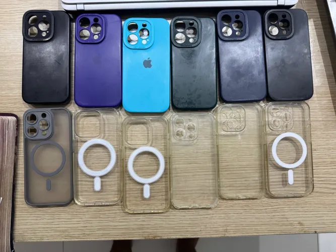 Lote 12 Capinhas iPhone 15 Pro - Desapego Premium Proteção Total