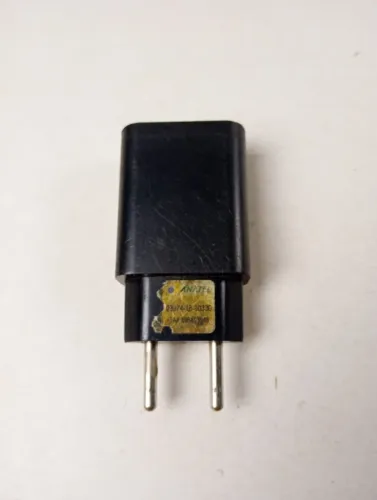 Carregador Motorola Original TurboPower 18W (Modelo SC-57 / Bivolt )