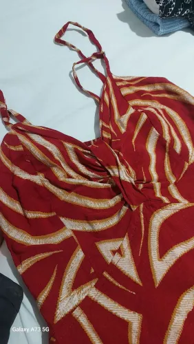 Vestido mide alças regulável 