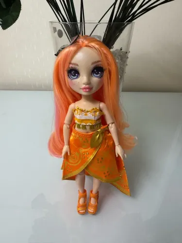 Boneca Rainbow High Poppy