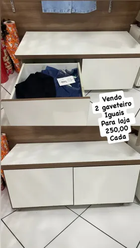 Móveis para loja