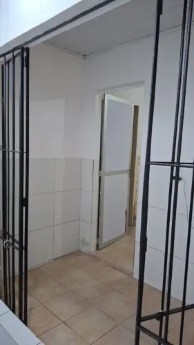 Alugo casa em afogados - WhatsApp na descrição