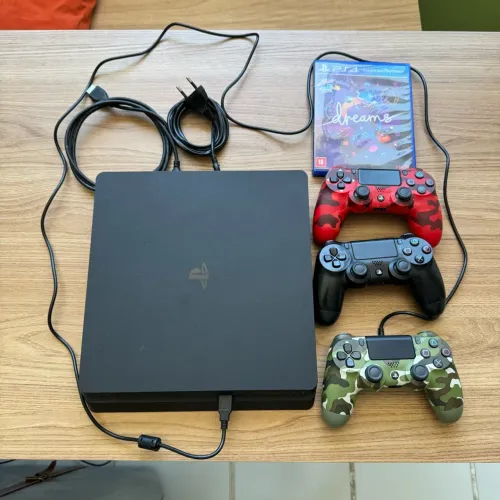 PS4 SLIM 1 TB - ACEITO CARTÃO 12x