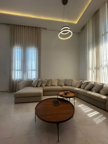 ALPHAVILLE 4, 300m2, 3 SUÍTES, C/ PISCINA, PISCINA, AC. CASA MENOR VALOR