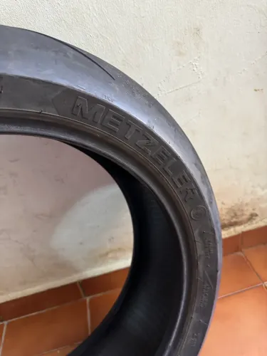 Pneu 200/55 r17