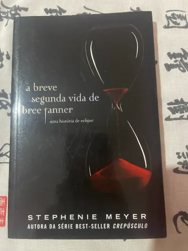 Livro A breve segunda vida de bree tanner