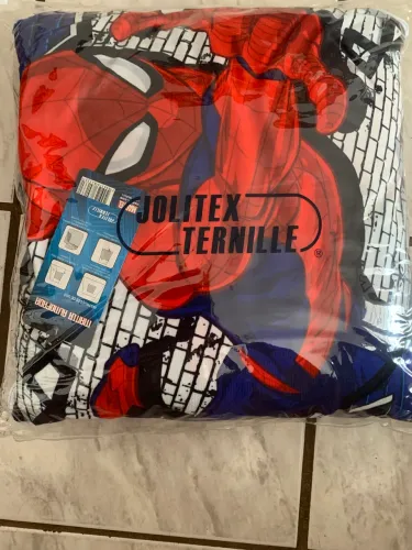 Manta almofada juvenil