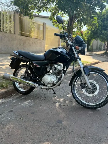 Titan 150 ano 2008