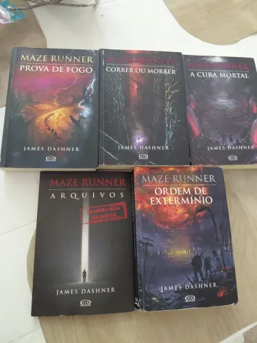 Coleção de livros maze runner