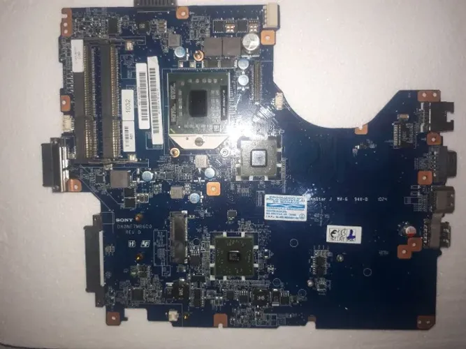 Placa-Mãe Sony Vaio PCG-61611X - Retirada de Note - Sem Teste / No Estado