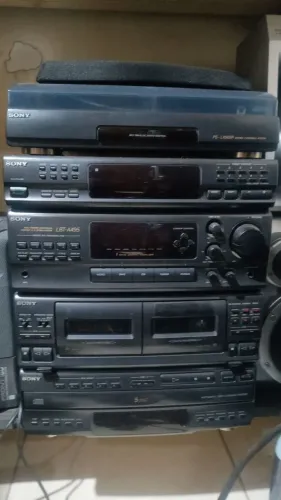 Sony LBT.-A495 para restaurar ou peças.