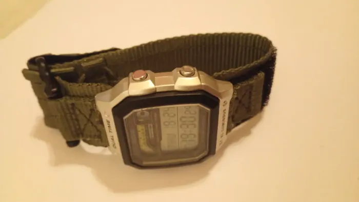 Relógio digital skimei novo com pulseira tática de velcro