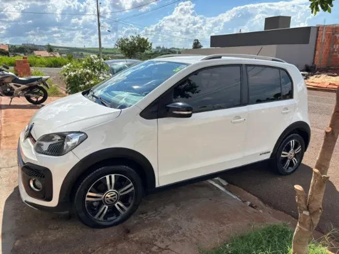 Volkswagen Up! Extreme 1.0 TSI Total Flex 12V 5P 2020