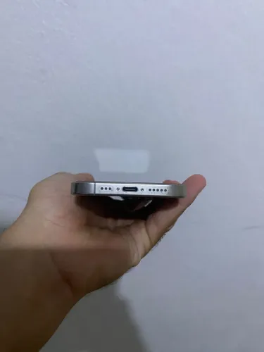 iPhone 16 pro 