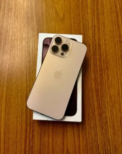 iPhone 16 Pro Max 256 GB (acompanha caixa) - SEMINOVO (foto ilustrativa)
