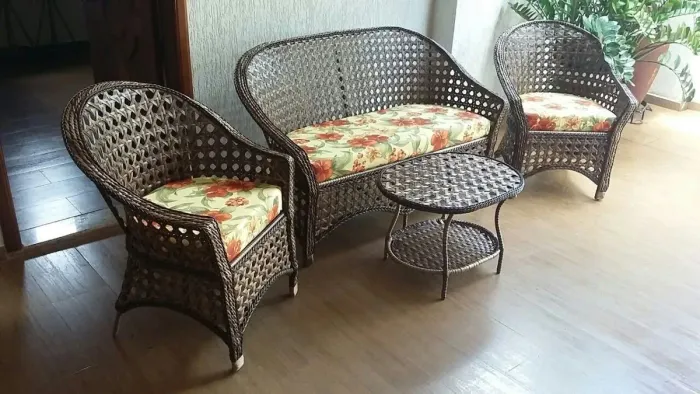 Conjunto de sofá em fibras sintéticas