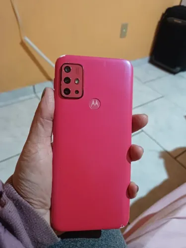 Celular moto G20
