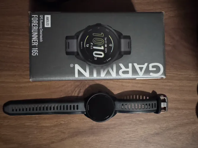 Garmin Forerunner 165 43mm Preto Mesh Cinza