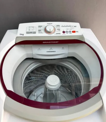 Máquina de lavar roupas Brastemp 11kg