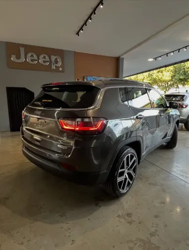 Jeep Compass Long. T270 1.3 TB 4X2 Flex AUT 2026