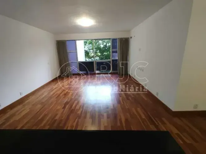 Imóvel para venda tem 154 metros quadrados com 4 quartos em Tijuca - Rio de Janeiro - RJ