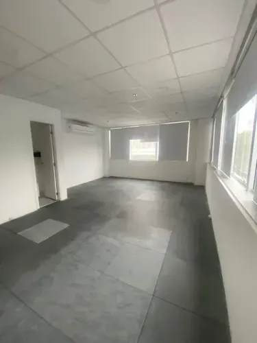 LOCAÇÃO - Barra da Tijuca - Neolink - Sala Comercial - 36 metros - 1 vaga !