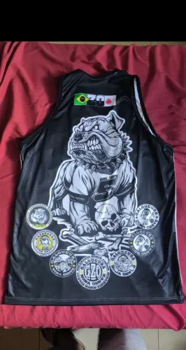 Camisa Galoucura Zona Oeste tamanho M