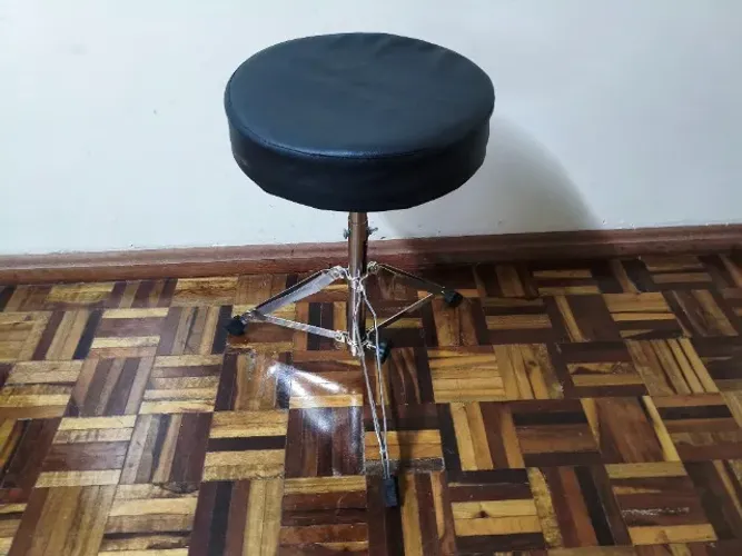 Banco de Bateria Com Ferragem Cromada Stay