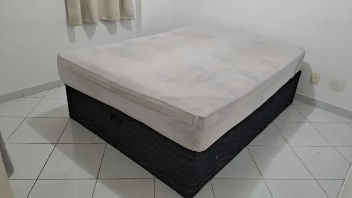 Cama box com baú