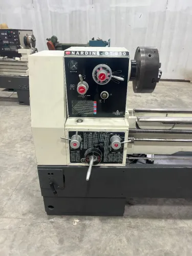 Torno carcaceiro DT650 2200